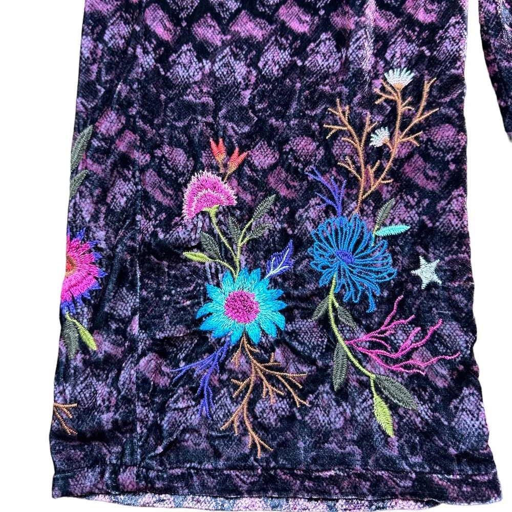 JOHNNY WAS: NWT Ulla Floral-Embroidered Velvet Pants -Size XL - Picture 5 of 15